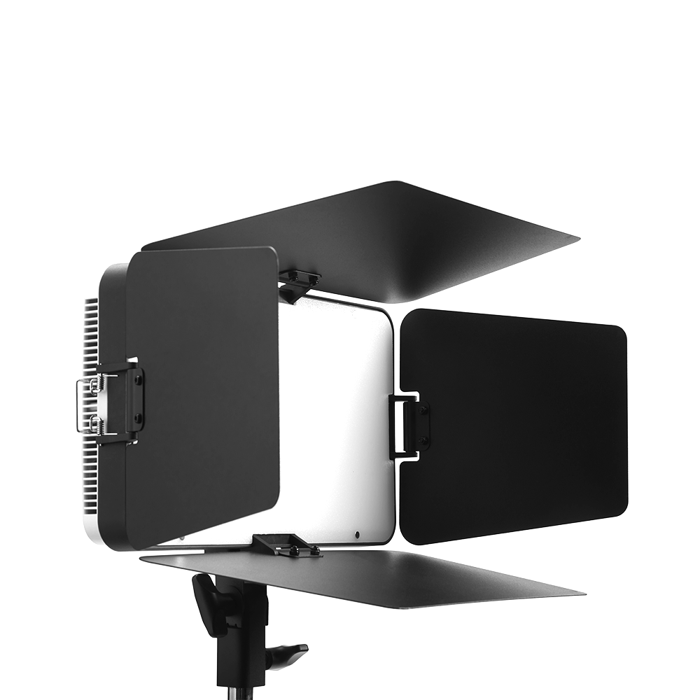 amaran Pano 60c Barn Doors